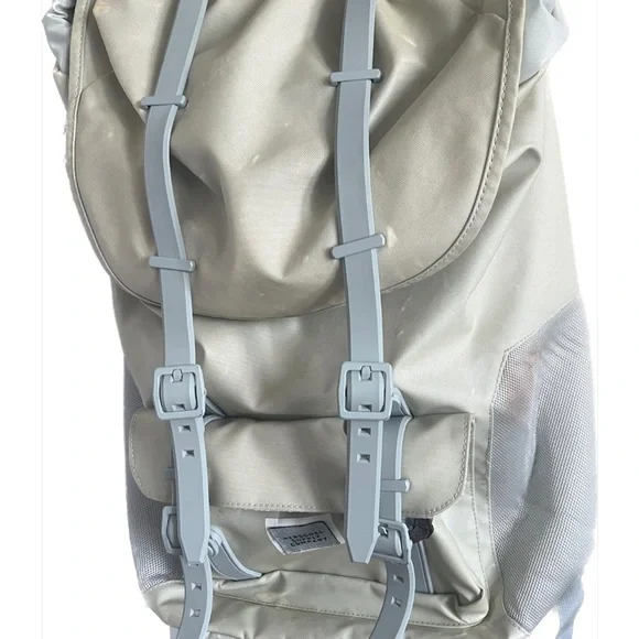 Little America Backpack - Picture 3 of 12